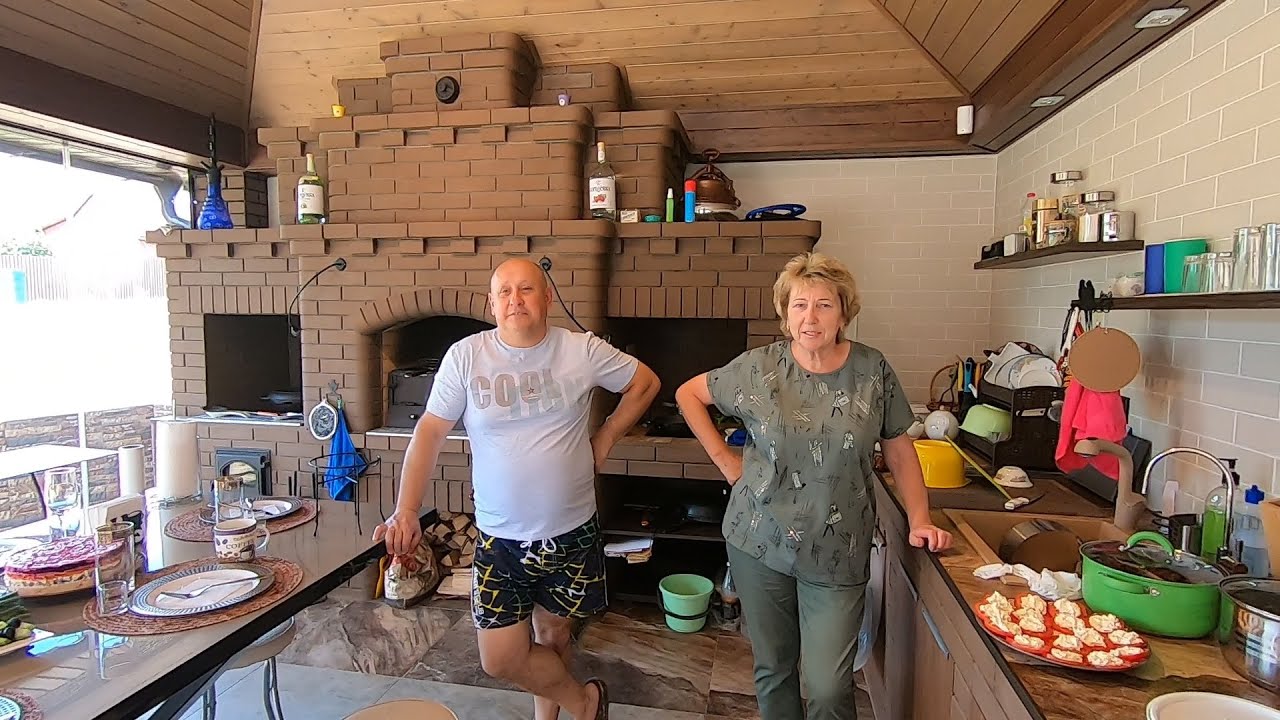 Накрываем стол/Встречаем гостей/День рождения Олега