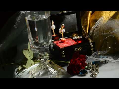 Доброе утро! Муз. шкатулка,антиквариат, просто супер!