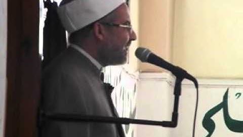 الأدب مع النبي صلى الله عليه وسلم كما جاء في سورة الحجرات{1}