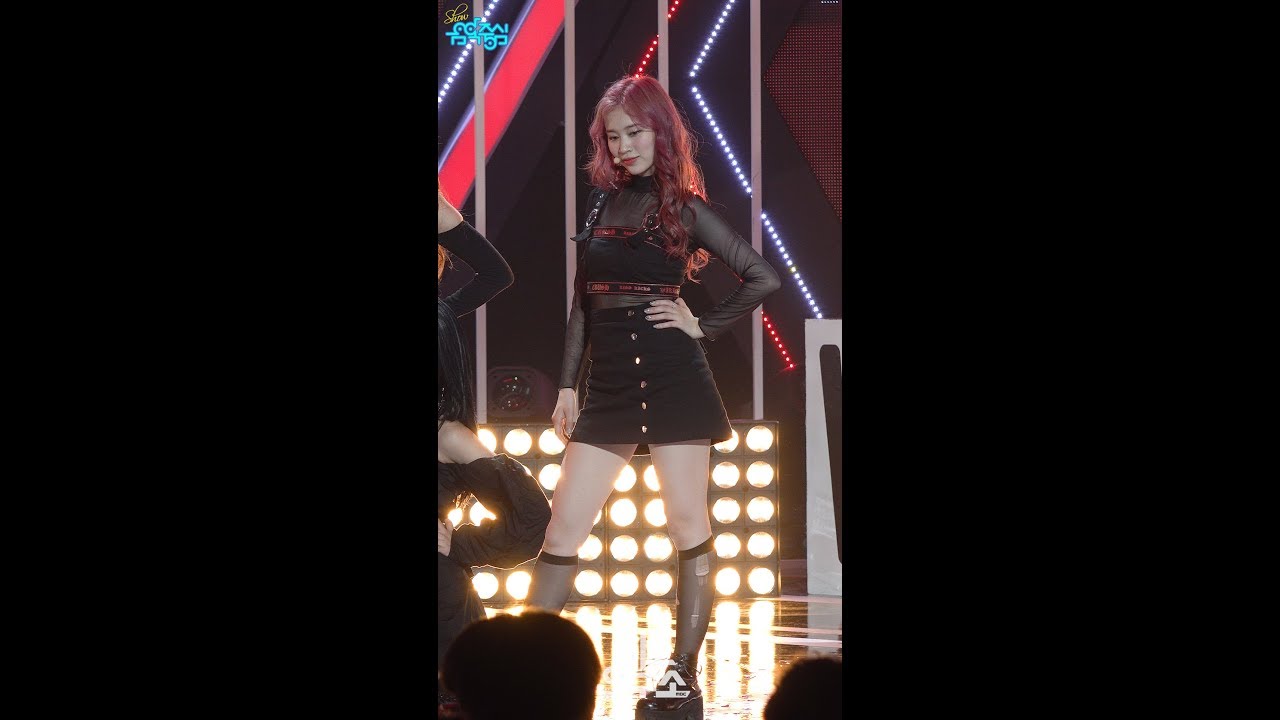 [예능연구소 직캠] 위키미키 Crush 엘리 Focused @쇼!음악중심_20181013 Crush Weki Meki ELLY