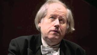 Video thumbnail of "Grigory Sokolov plays Chopin Prelude No. 7 in A major op 28"