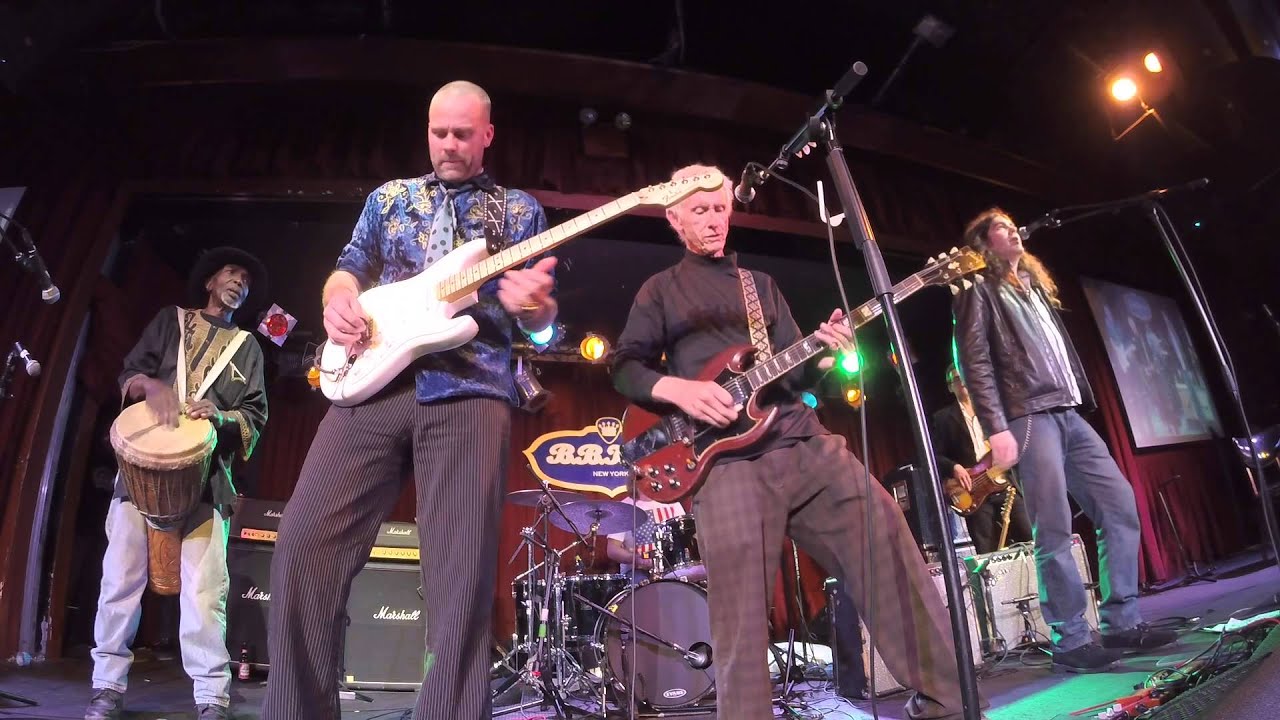 Robby Krieger and Ducks Can Groove. Live at BB-Kings NYC.