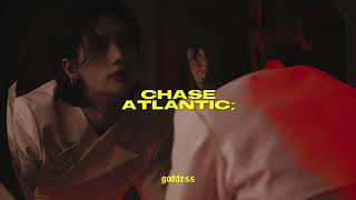 right here - chase atlantic ; español