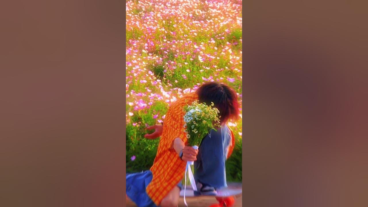 So beautiful 😍😍 #song #newsong #music #bollywood #love #reels #nature #bollywoodcoversongs #flowers