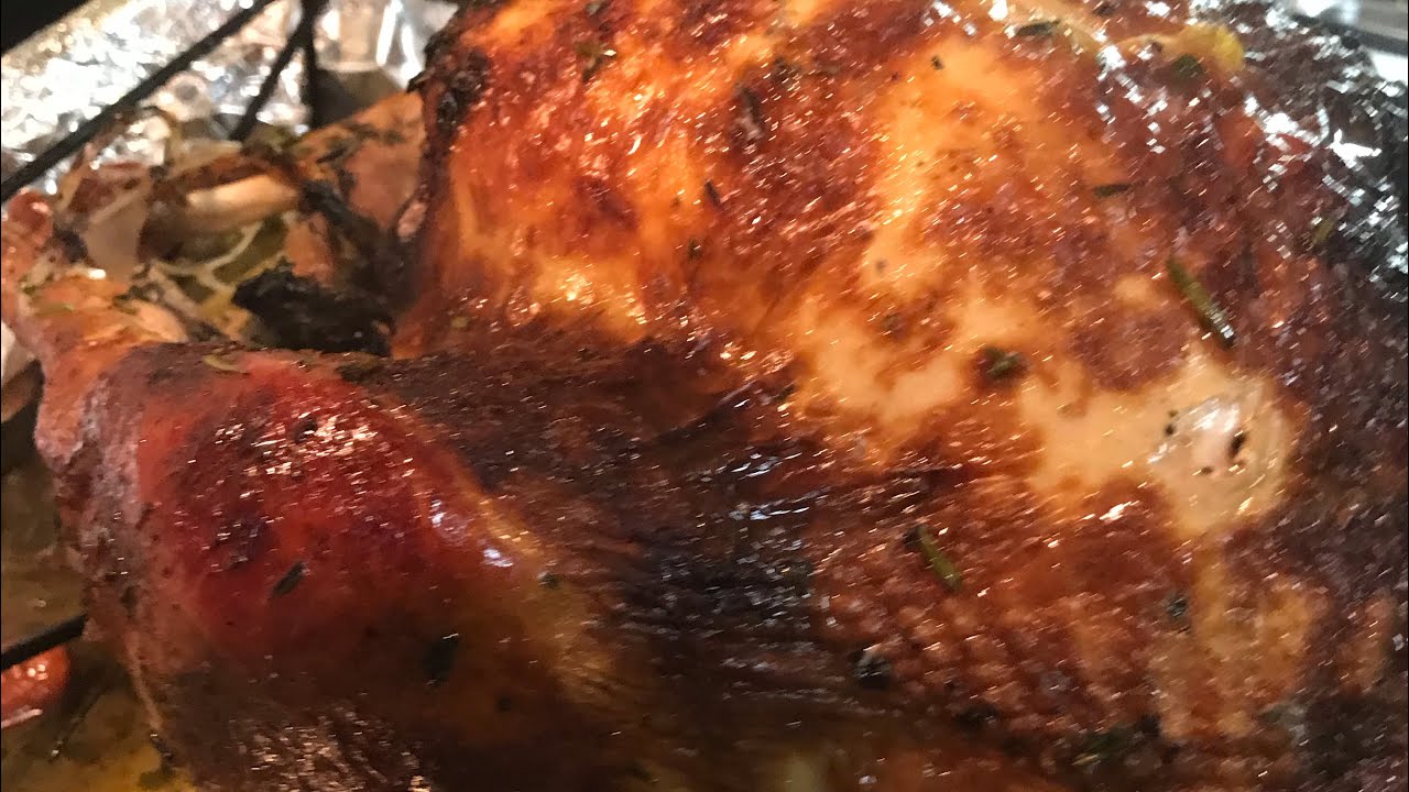 OLD SCHOOL HERB ROASTED TURKEY 🦃 (HAPPY THANKSGIVING) - YouTube