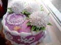 Торт с белыми хризантемами
