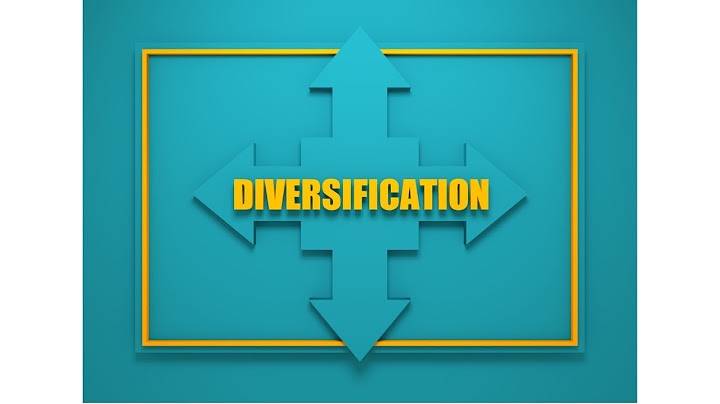 What is a diversification strategy in which an Organisation operates in several businesses that are somehow linked with one another?