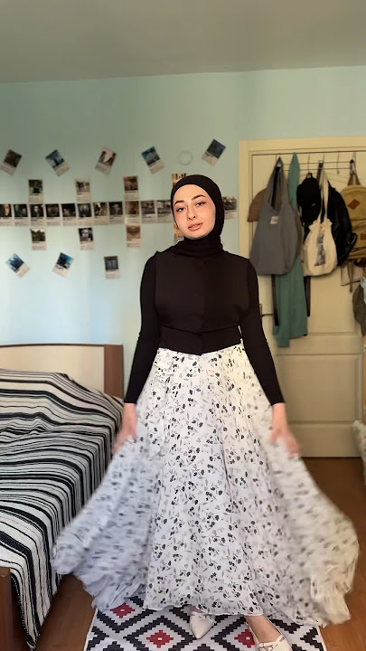 Video #reklam İçermemektedir!  Yelek: @zul.ays Etek: @zul.ays Ayakkabı: @floayakkabi