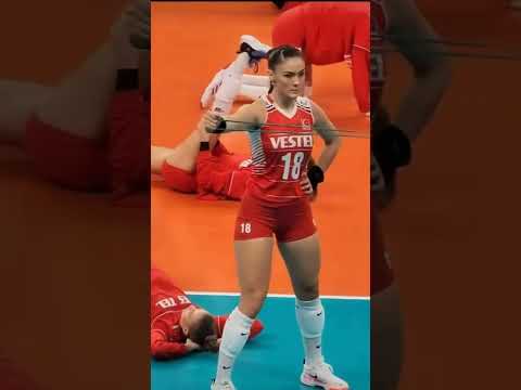 #zehragunesfan #turkiye #volleyball #cutegirls #sexy #foot #bestgirl #zehra #kizlar #sicak #hottest