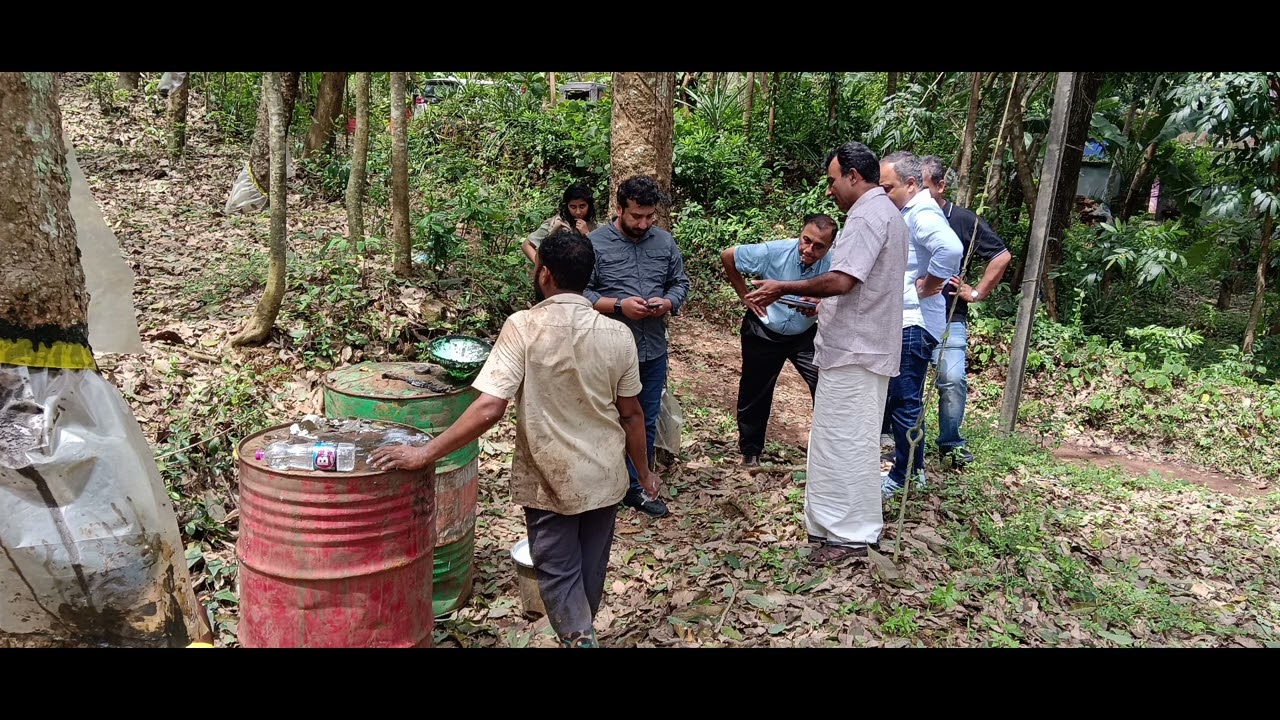 ടയർ കമ്പനി പ്രതിനിധികൾ എത്തിയപ്പോൾ ...