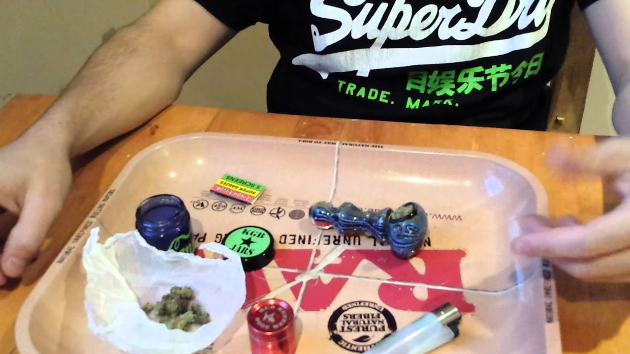 Raw rolling tray review by the bud guru