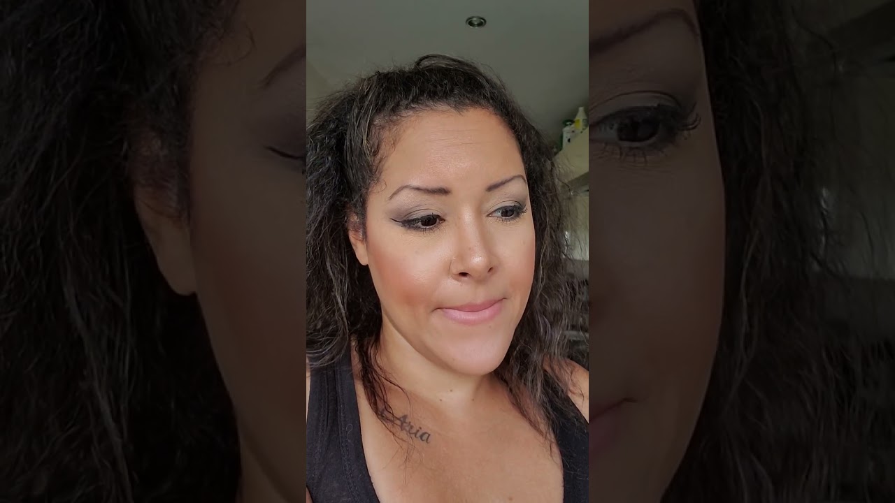 Athena KP - her mom Kel KP gives advice for cats in hot weather 