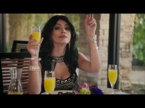  Cecily Strong - 'Angie Tribeca' Clip