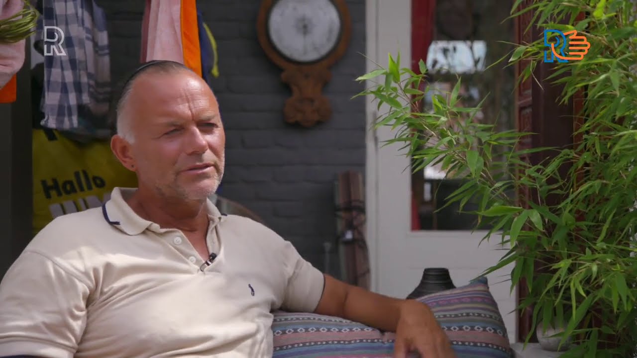 Van stripper naar wietkweker naar dakloze uitvaartzanger, Maurice kwam door verkeerde keuzes in d...