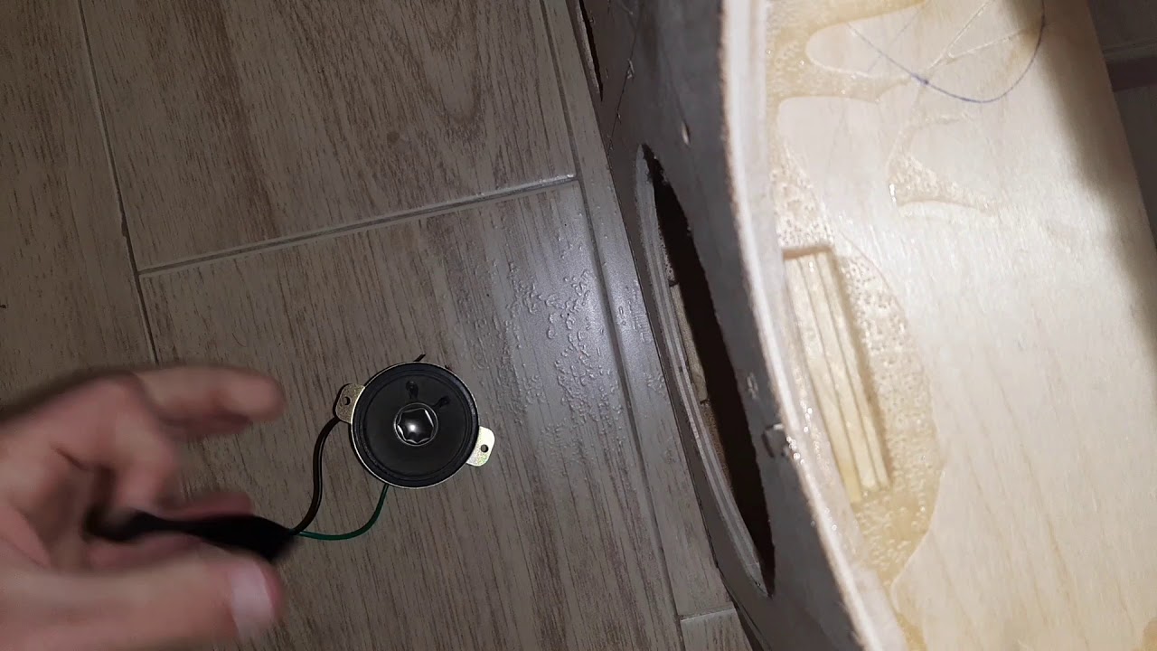 Как выпрямить замятый колпачок на динамике) - YouTube