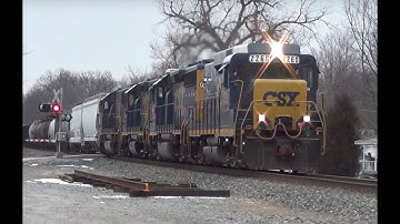 CSX 2260 GP30 road slug on point All EMD 4 engine lashup!