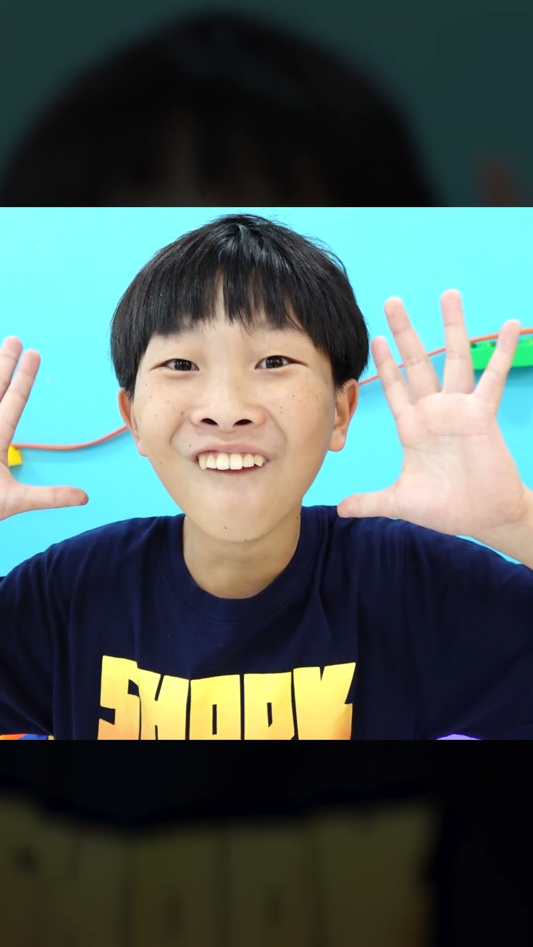 Yejun and Yesung Build Hot Wheels Tracks for Car Toy Play #shorts