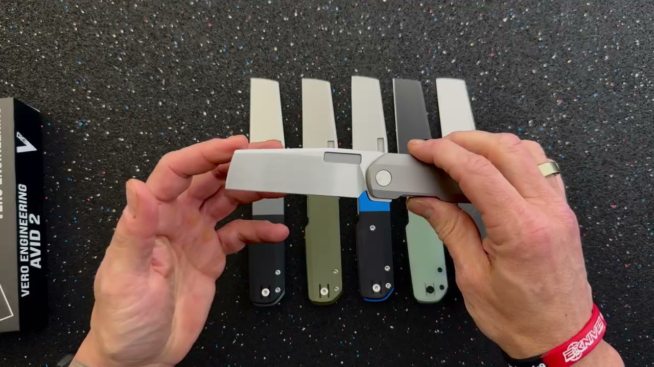 Vero Engineering Avid 2 Folding Knife Jade 3.25