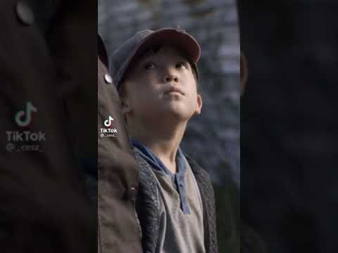 Video: Naujasis „Walking Dead“sezonas Ir Toliau įveikia Pavargusią Prielaidą