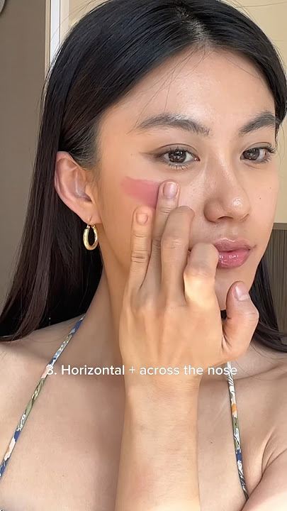 How BLUSH placement changes your face shape #makeuptips #blush  #makeuphacks