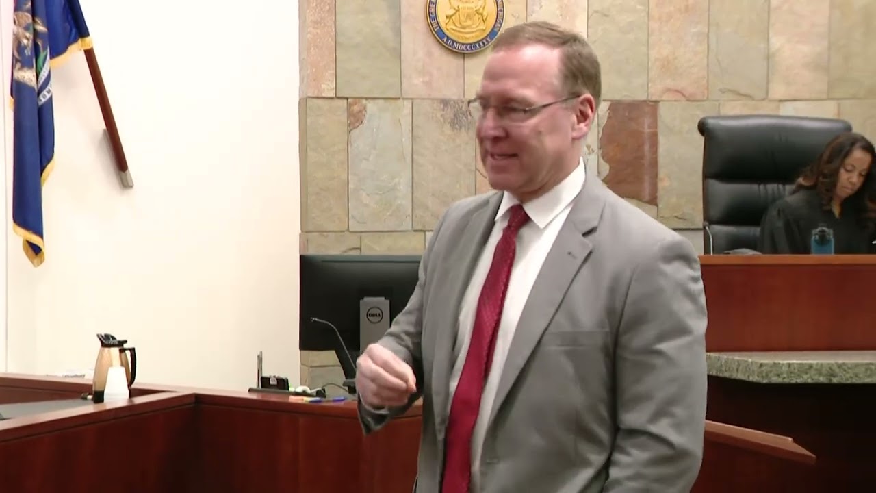 Prosecutor gives opening statements in Christopher Schurr murder trial