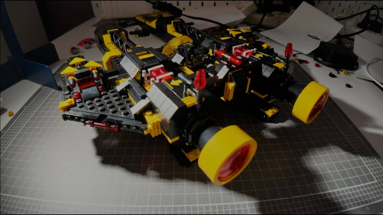 LEGO Icons Blacktron Renegade — Built at Hyperspeed