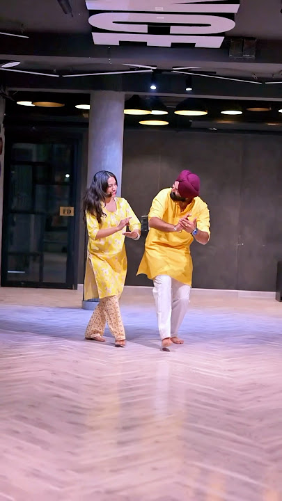 Sanu ajj kal sheesha bada chherh da | Ikko Mikke | Satinder Sartaj | Bhangra Dance performance video