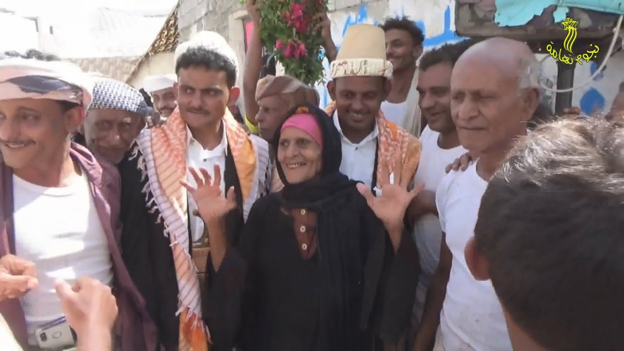 تحتفل مدينة التحيتاء بزفاف ولديها الأخوين أحمد وعبده السنيدار وسط فرحة الأهل والأصدقاء غناء الفنانين