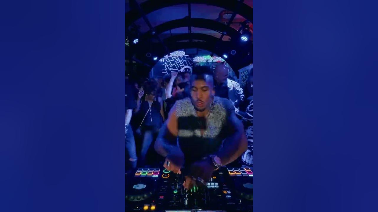 Discover the captivating sounds of GINO LE NOIR and let your Music Journey begin.