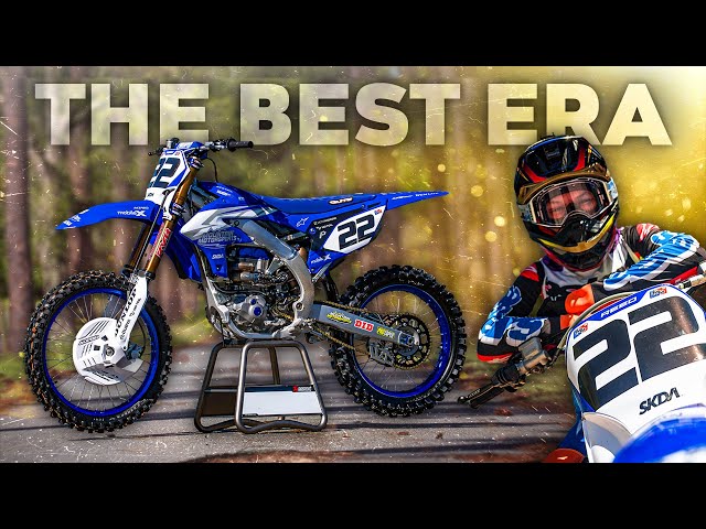 Throwback Graphics- Rewinding to 2004! - YouTube