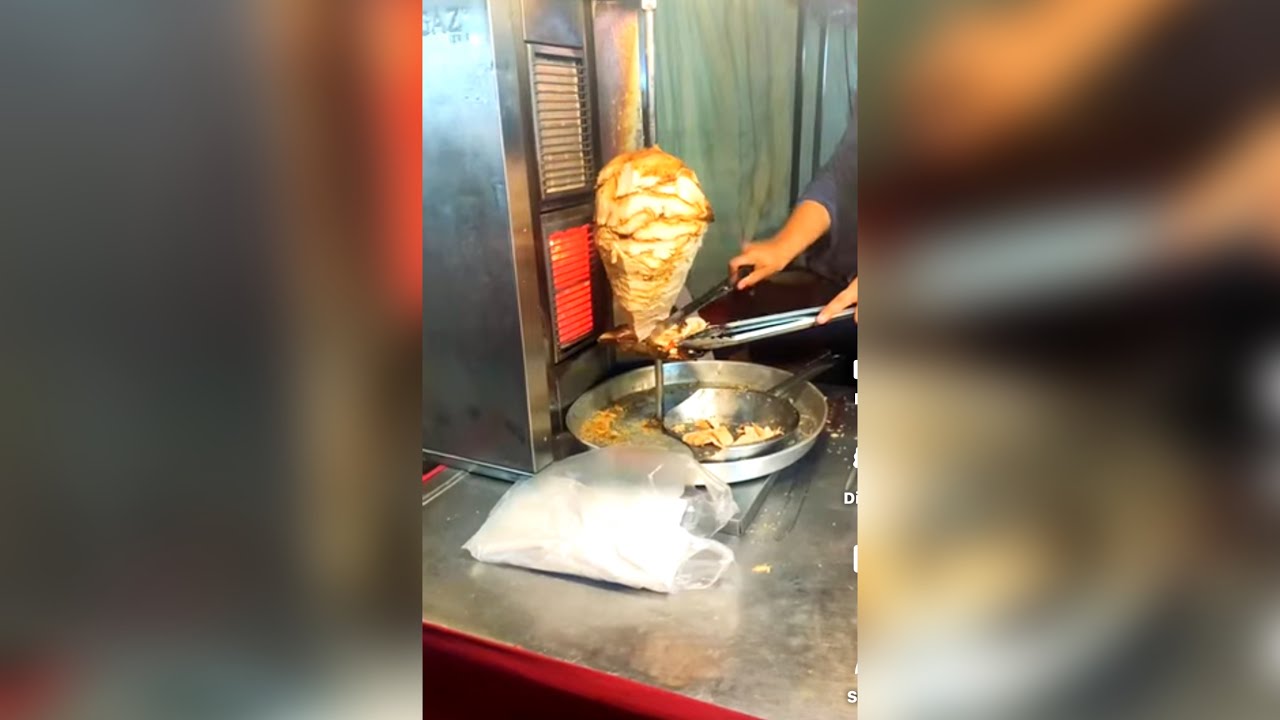 Paavam andha kozhi!Makkalaey!!Shawarma va ayutu! 