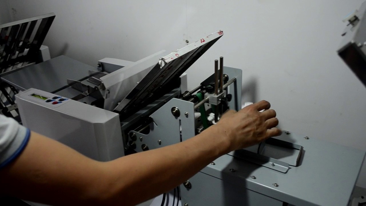 PF02 2 paper folding machine