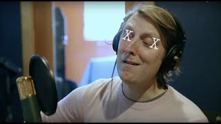 Eric Hutchinson - happy like a chicken with his head cut off (Official Studio Video)