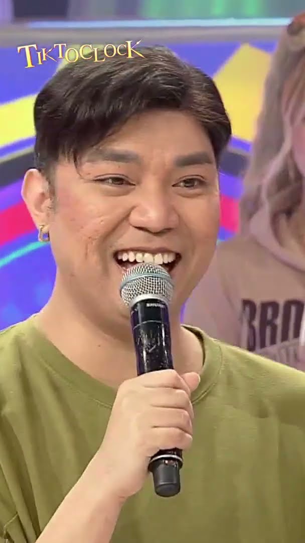 Michael Sager VS Chad Kinis, PARAMIHAN NG DIMPLES! #shorts | TiktoClock