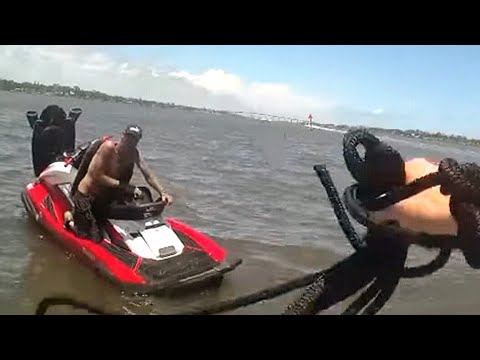 Fla. police borrow family's boat to chase down suspected jet ski thief