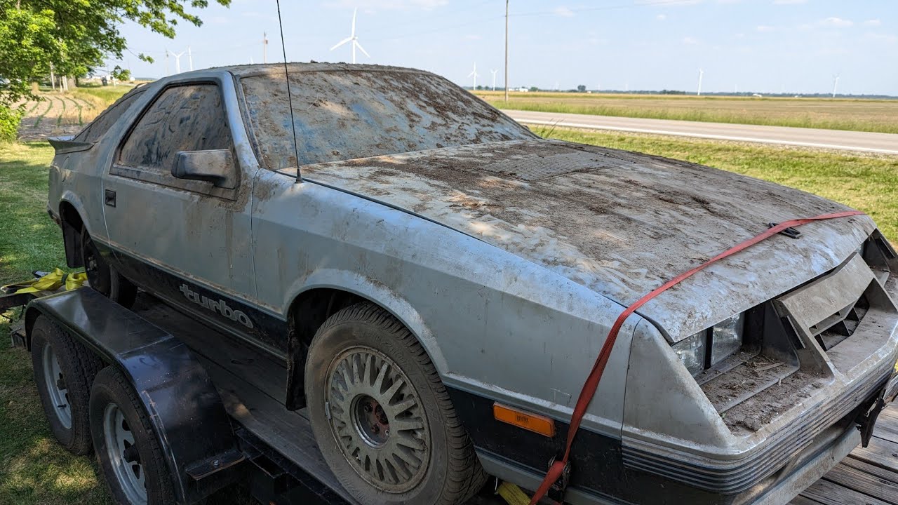 Barn find Dodge Daytona gets it's first bath in 21 years!  Will it run?