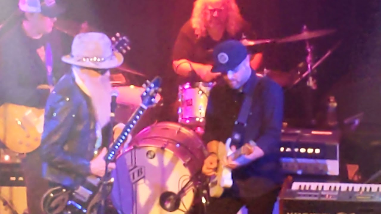 Watch ZZ TOP's BILLY GIBBONS Rock With MATT SORUM, JOE BONAMASSA And Others  At His 72nd-Birthday Bash – 101.5 K-Rock Manhattan's Real Rock