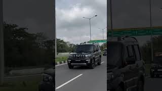 Naad fakt scorpio cha 💸😎 #mahindrascorpioclassic #viralvideo #scorpio #blackscorpioclassic