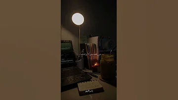 صدقني ان الأيام التي تتصارع فيها مع نفسك لإنجاز امر ما اڪثر لذ ة من الأيام التي تڪون فيها فارغ 