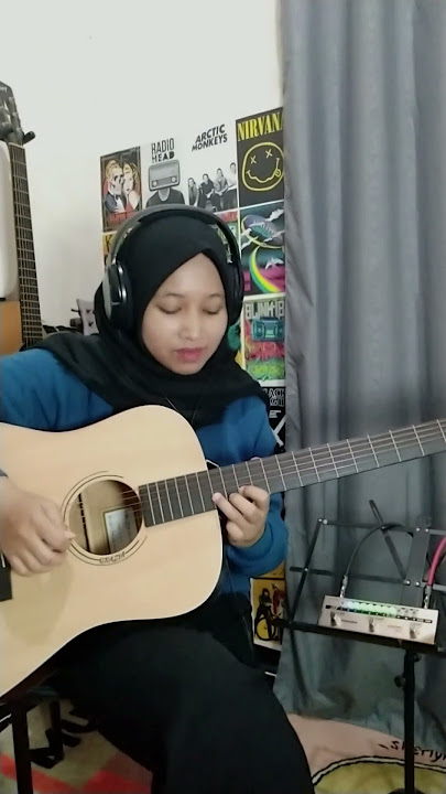 Putri Iklan - ST12 (akustik solo) #putriiklan #st12