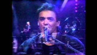 Daniel Lavoie - Lys et délices (1989 Live á l'Outrement) screenshot 2