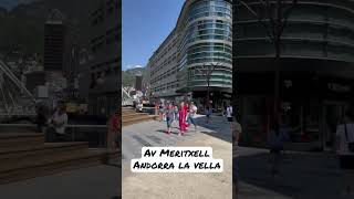 Av Meritxell on Sunday afternoon- Andorra La Vella Resimi