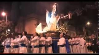[RAW]la Virgen de los Dolores se cae sobre un nazareno