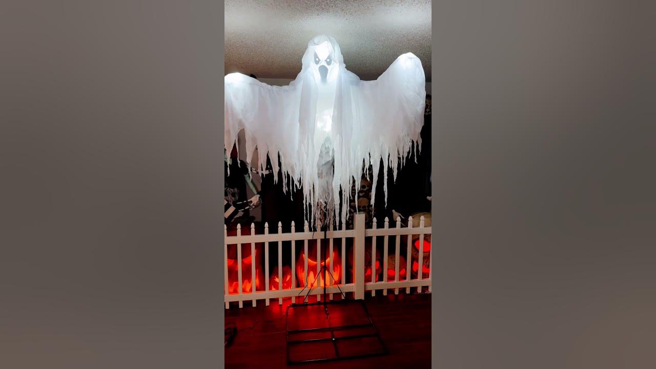 Spirit Halloween 2023 Howling Spirit Animatronic halloween YouTube