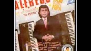 Video thumbnail of "ALFREDO EL PULPO - AHI VIENE JAVIER"