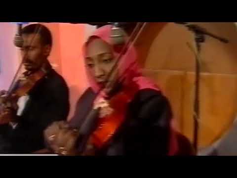 القمر في كنانه الحان بشير عباس توزيع بروفيسور الفاتح حسين