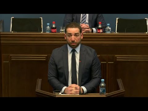 ირაკლი შოთაძე დეპუტატებს შეკითხვებს ამ წუთებშიც პასუხობს