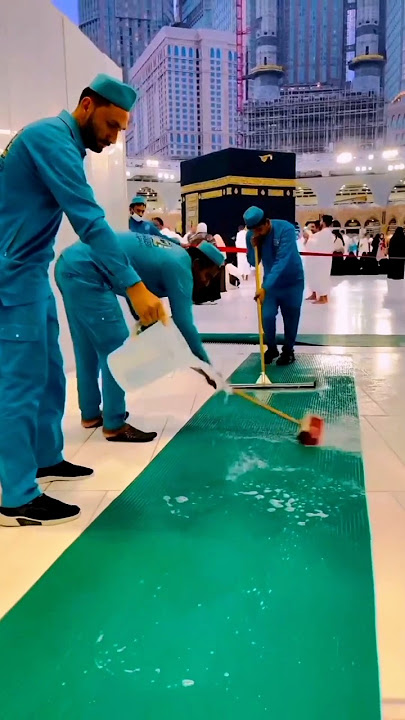Cleaning Makkah 🕋❤️ - Muhammad Nabina🥀 - Naat Shorts #viralshorts #naatsharif #MuhammadNabina