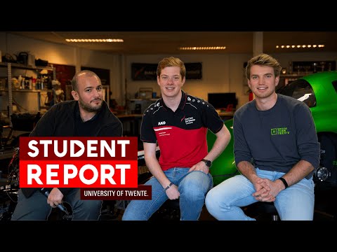 Video: Hoe Introduceer Je Een Student In De Student Van Het Jaar Competitie