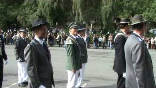 Parademarsch Schützenfest Schmallenberg - Oberkirchen 2009 Teil. 1